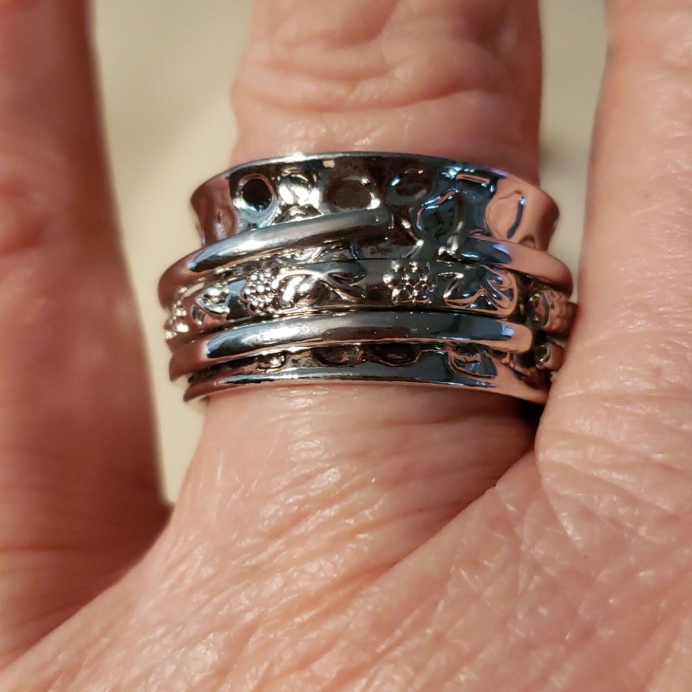 Spinning Indian sterling silver ring- 💍 9